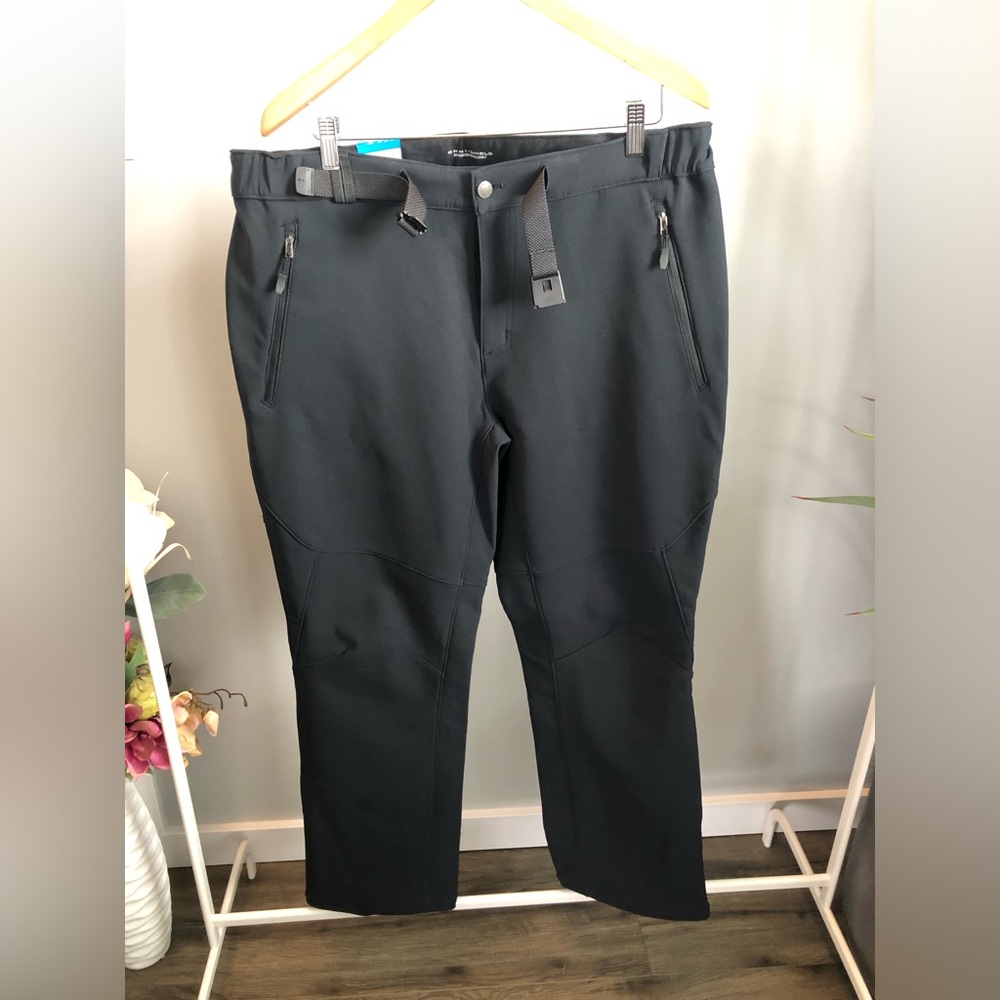 Columbia Black Men's Softshell Jogger Pants